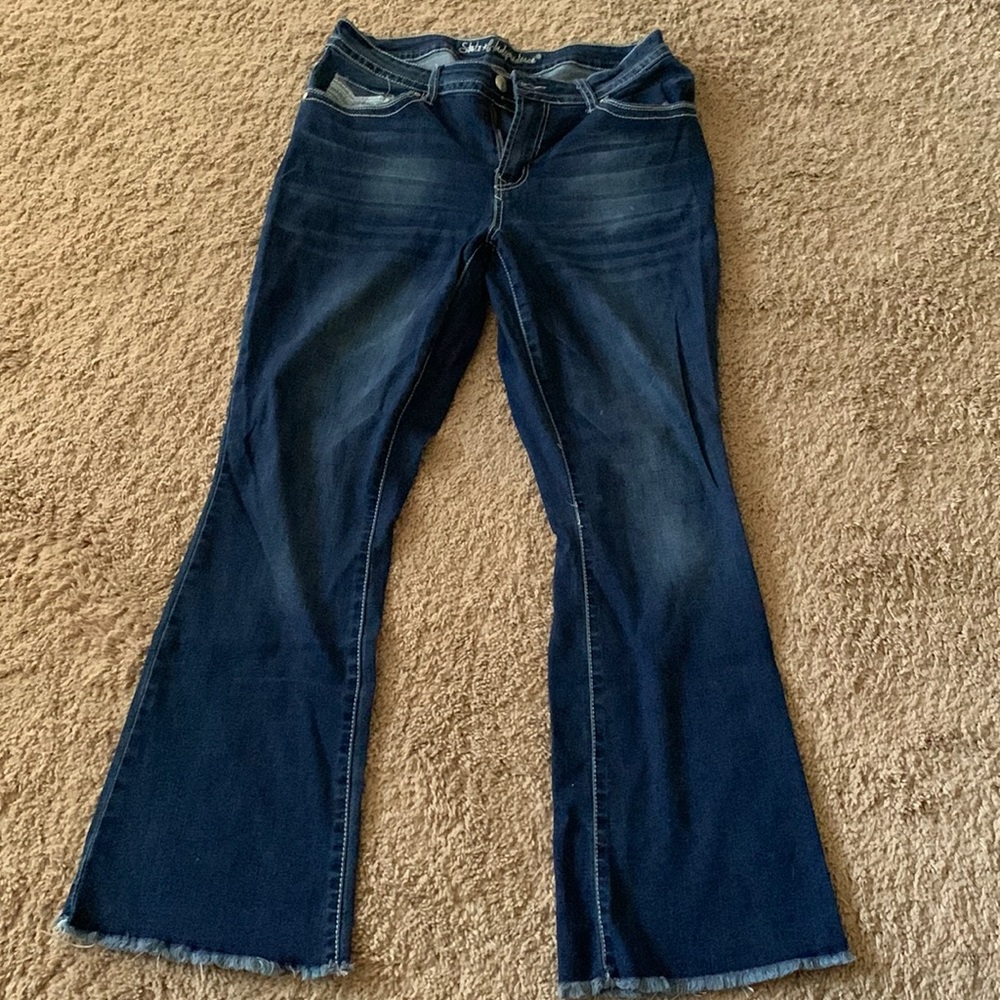 Stretch flare jeans